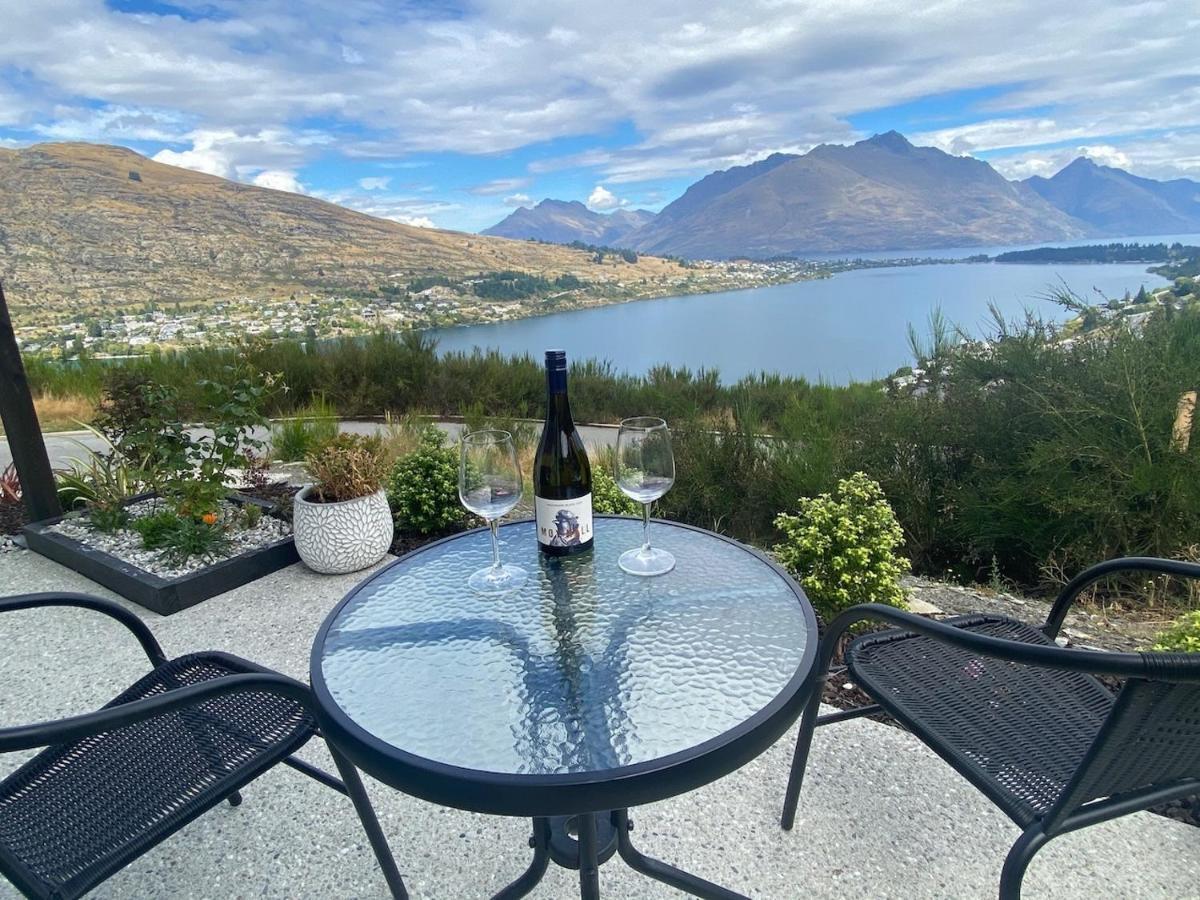 Luckie Lane * Queenstown